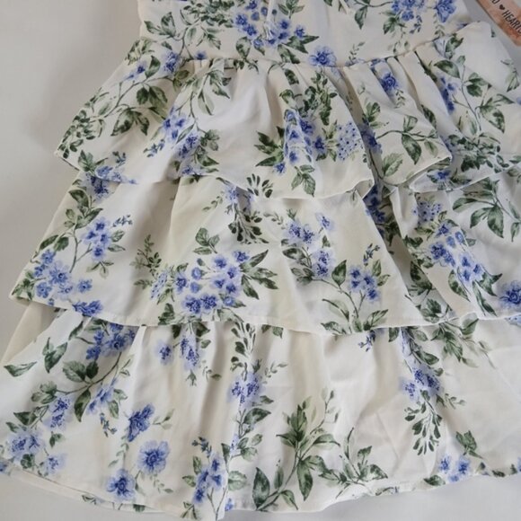 NWT New Inspired Hearts Floral Short Sleeve Tiered Mini Dress Juniors M - Picture 3 of 10
